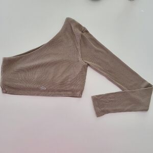 ALO Yoga One-Shoulder Ribbed Crop Top in Taupe